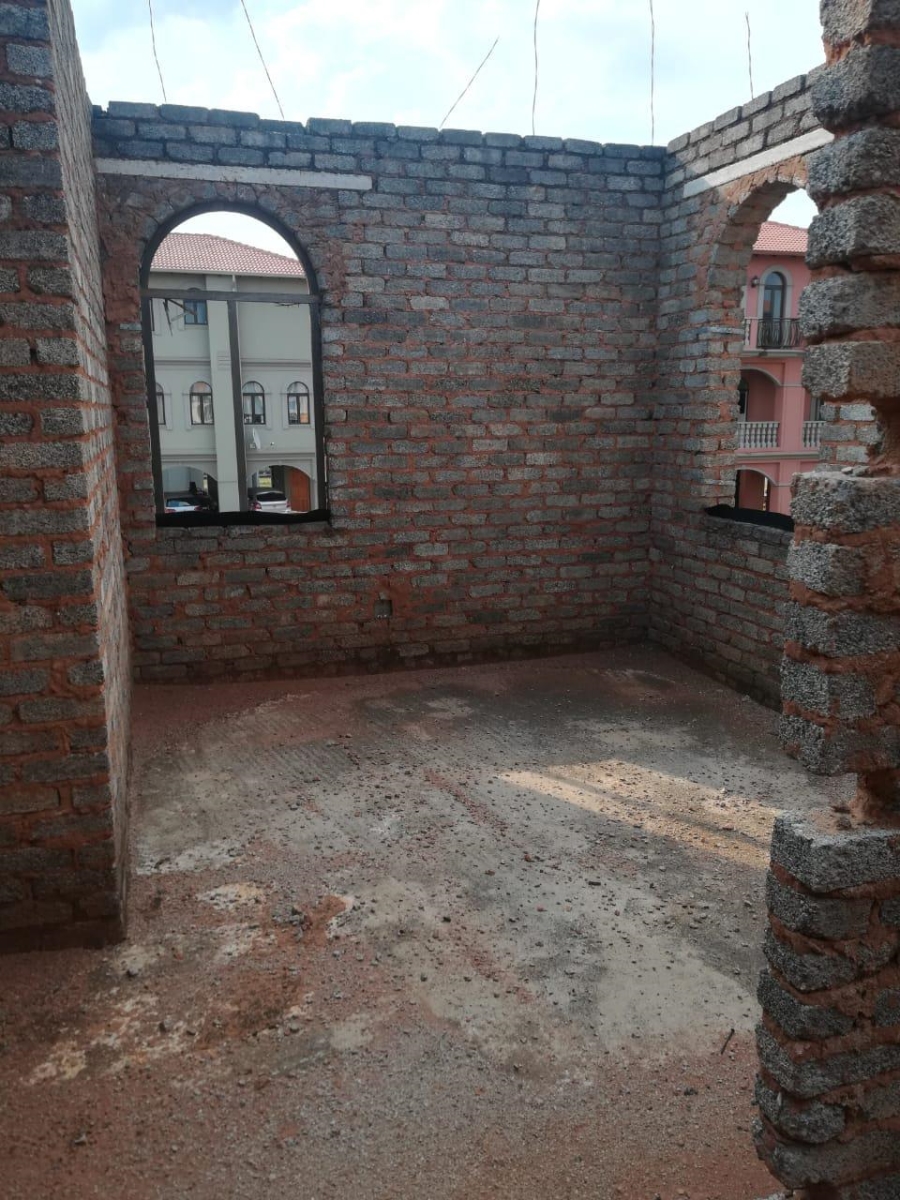 5 Bedroom Property for Sale in Ifafi North West